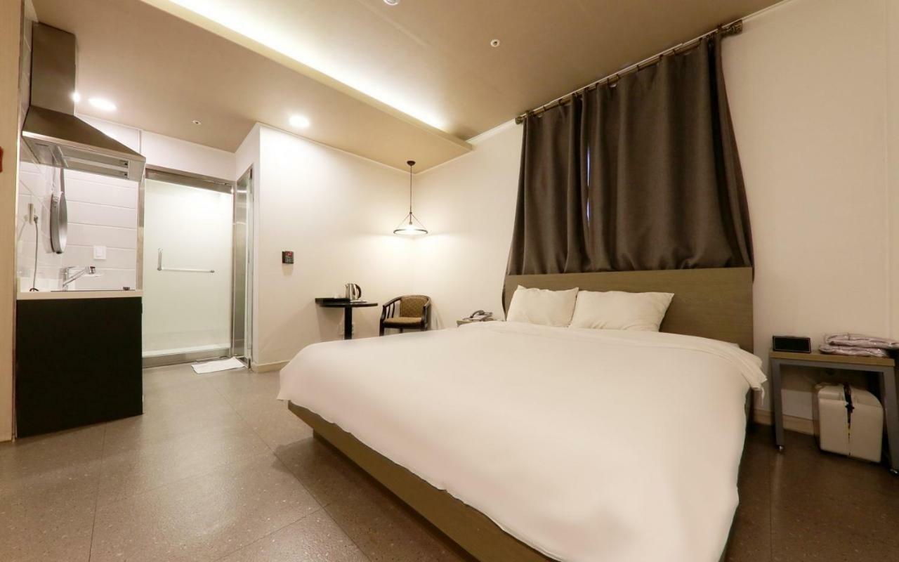 A7 Hotel Suwon Ngoại thất bức ảnh