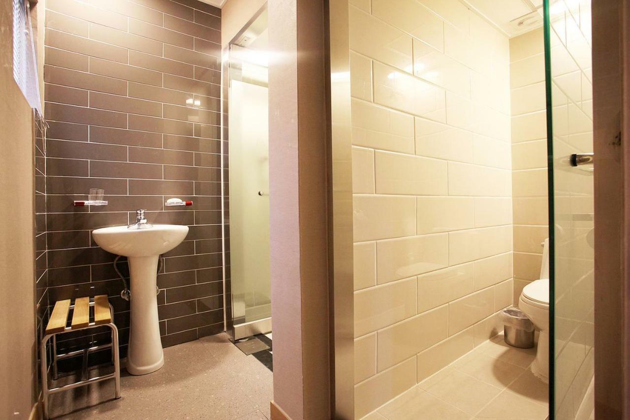 A7 Hotel Suwon Ngoại thất bức ảnh