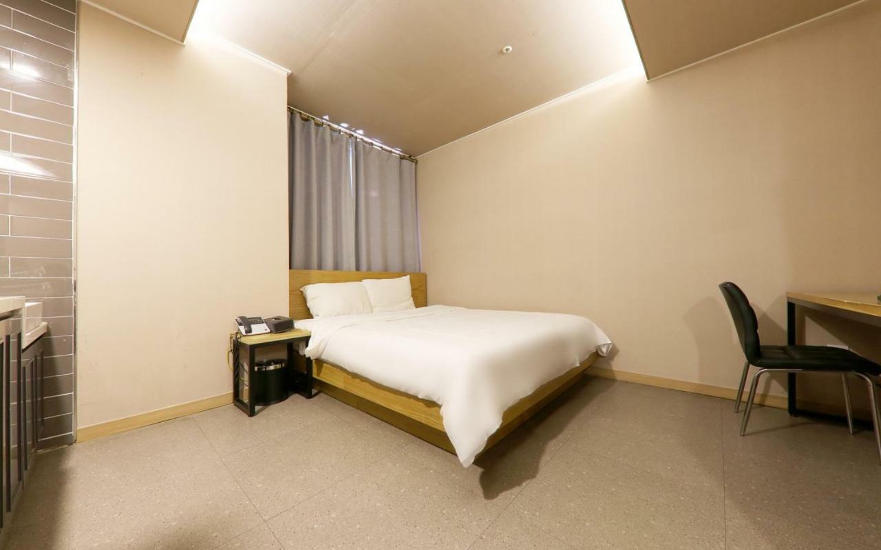 A7 Hotel Suwon Ngoại thất bức ảnh