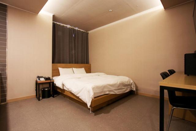A7 Hotel Suwon Ngoại thất bức ảnh