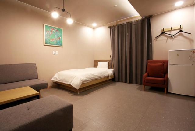 A7 Hotel Suwon Ngoại thất bức ảnh